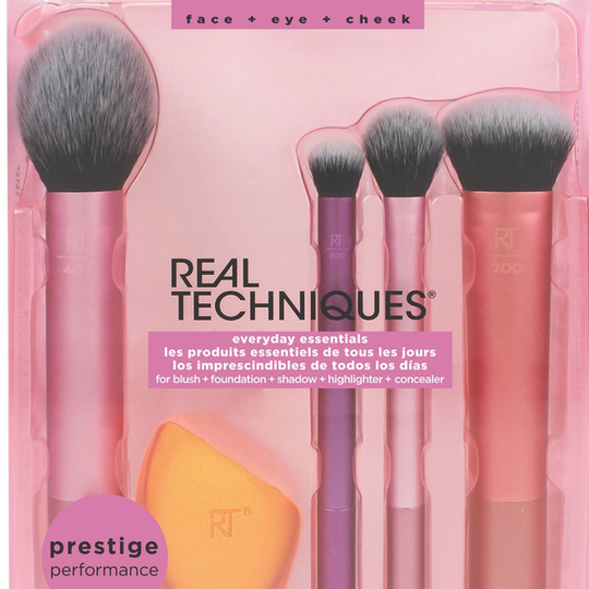 Real Techniques Everyday Essentials